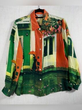 Nicole Taylor  Print Long-Sleeve Button-down 1 button missing see pic and det